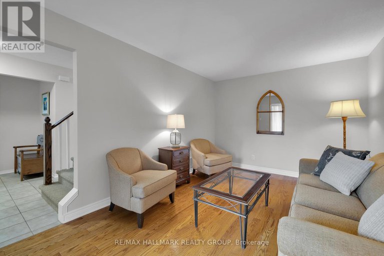 28637166/610-steller-street/fallingbrookpineridge/ottawa/ontario/K4A1N1_7