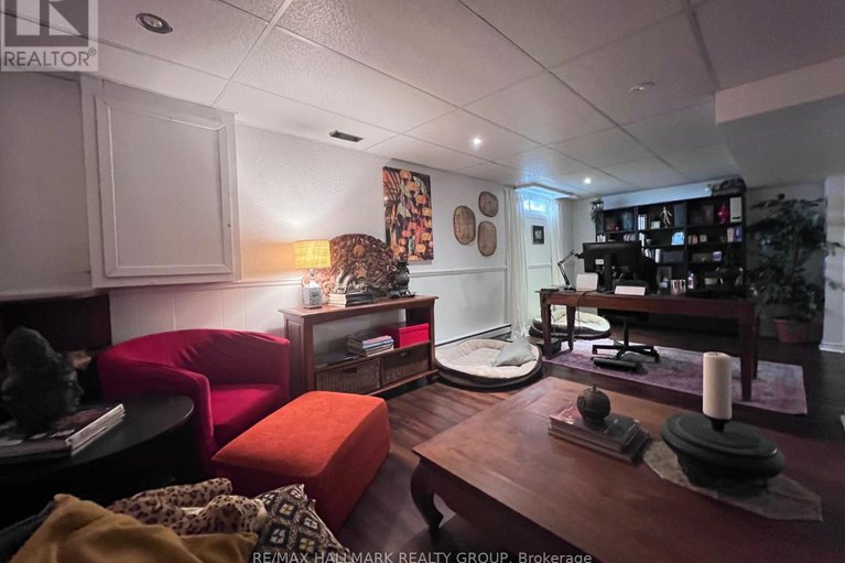 29272340/4-cadence-gate/bridlewood/ottawa/ontario/K2M1G9_21