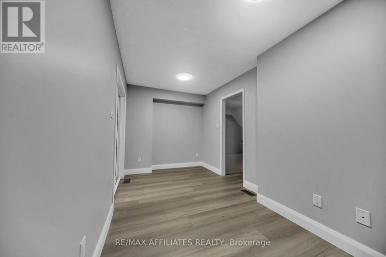 29140441/714-sanibel-private/westcliffe-estates/ottawa/ontario/K2H0A8_10