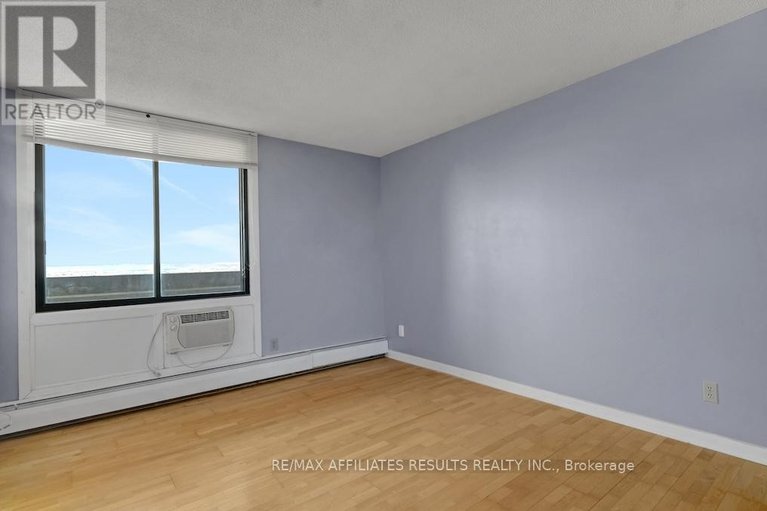 29670828/2110-415-greenview-avenue/britannia/ottawa/ontario/K2B8G5_23