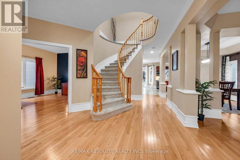 29624279/70-cedar-valley-drive/bridlewood/ottawa/ontario/K2M3A3_5