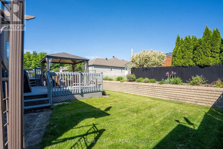28550243/120-jasper-crescent/town-of-rockland/clarence-rockland/ontario/K4K0A4_34