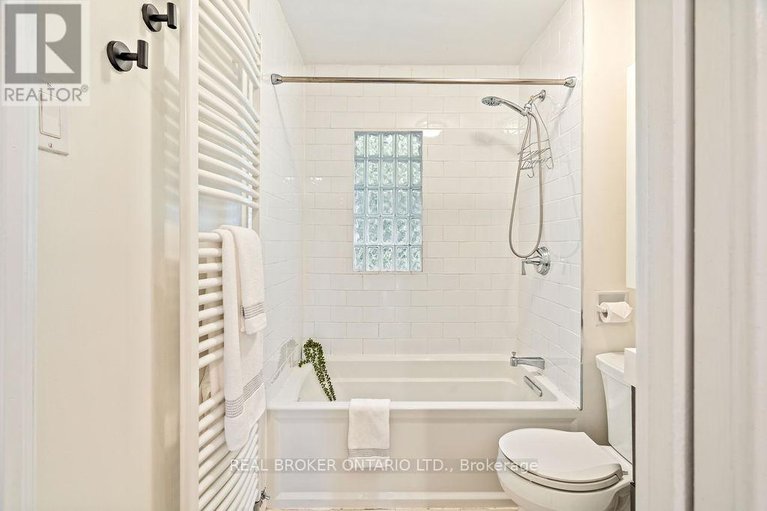28987667/23-lakeview-terrace/dows-lake/ottawa/ontario/K1S3H3_24