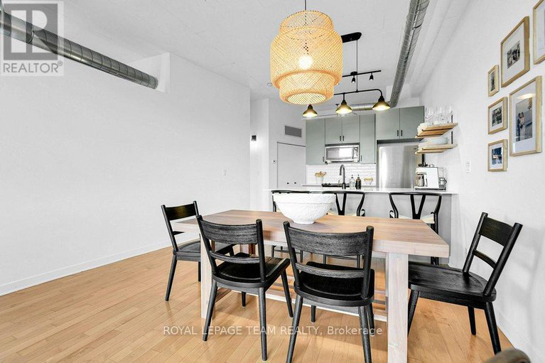 28546947/604-320-parkdale-avenue/ottawa-west/ottawa/ontario/K1Y4X9_15