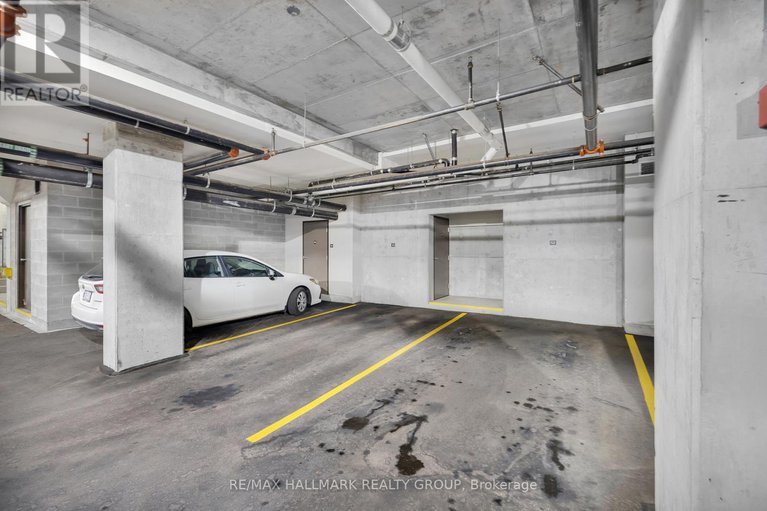 28579122/ph5-330-loretta-avenue-s/west-centre-town/ottawa/ontario/K1S4E8_45