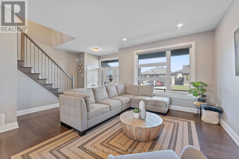 28992854/156-lyon-street/embrun/russell/ontario/K0A1W0_11