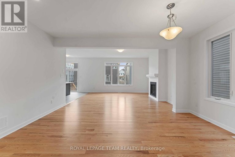 29547342/623-idyllic-terrace/avalon-east/ottawa/ontario/K4A5N9_3