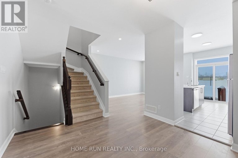 29412853/173-bending-way/hearts-desire/ottawa/ontario/K2J6P2_9