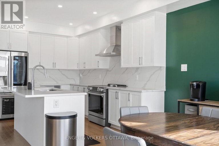 29556815/779-ovation-grove/leitrim/ottawa/ontario/K1T0X6_14