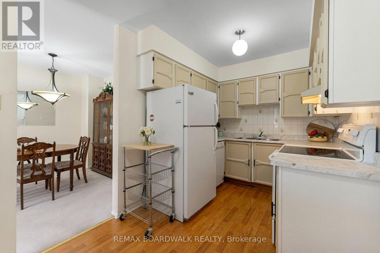 29296508/402-sandhamn-private/hunt-club-parkgreenboro/ottawa/ontario/K1T2Y9_7