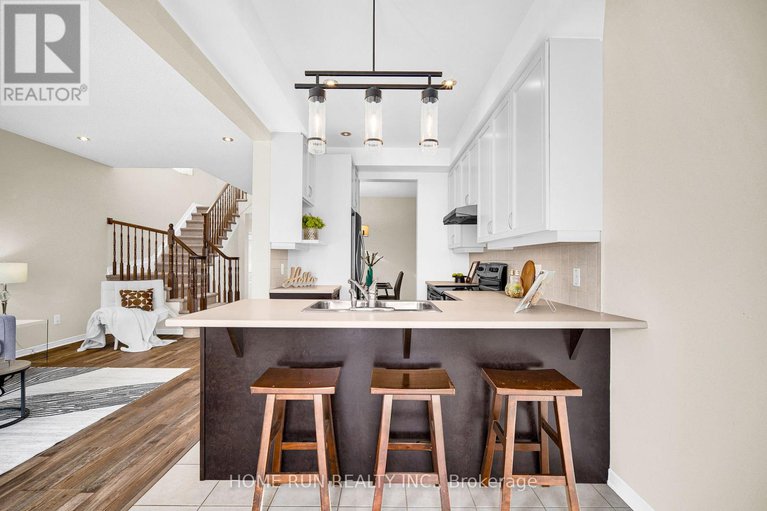 29333513/636-pamplona-private/stonebridge/ottawa/ontario/K2J5T4_32