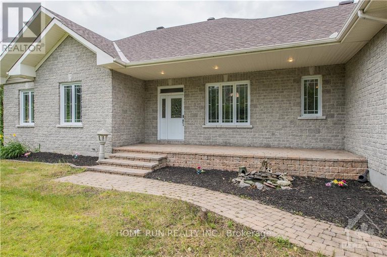 28447663/840-david-manchester-road/huntley-ward-south-west/ottawa/ontario/K0A1L0_2