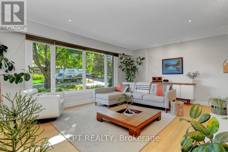 28941530/353-mountbatten-avenue/alta-vistafaircrest-heights/ottawa/ontario/K1H5W2_7