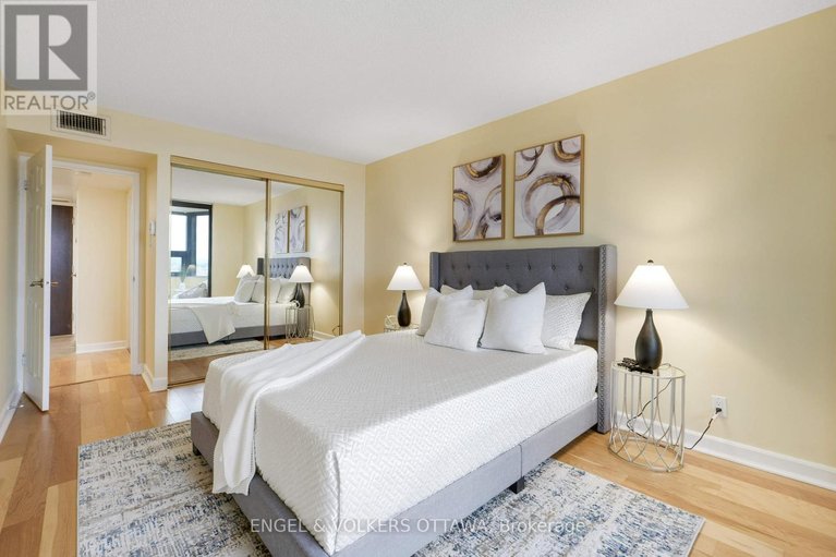 29651798/505-2019-carling-avenue/carlingwood/ottawa/ontario/K2A4A2_21