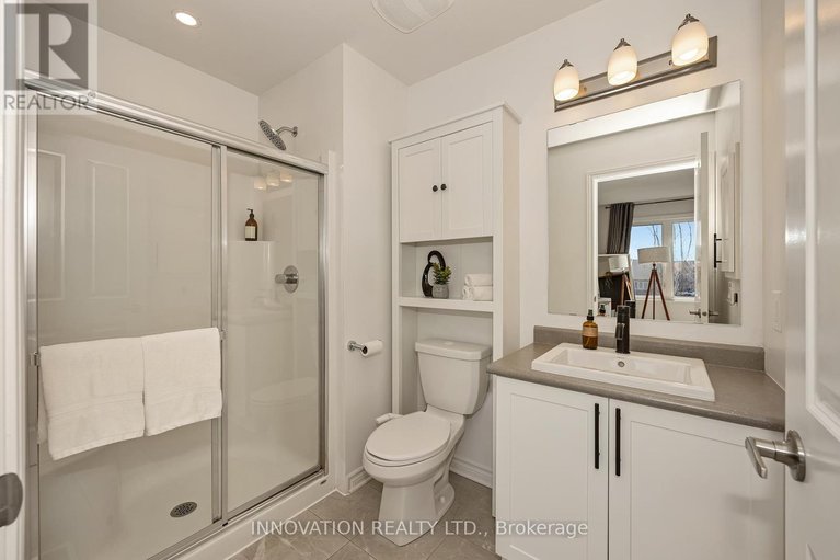 29581806/46-barn-swallow-private-s/riverside-southgloucester-glen/ottawa/ontario/K4M0H5_27