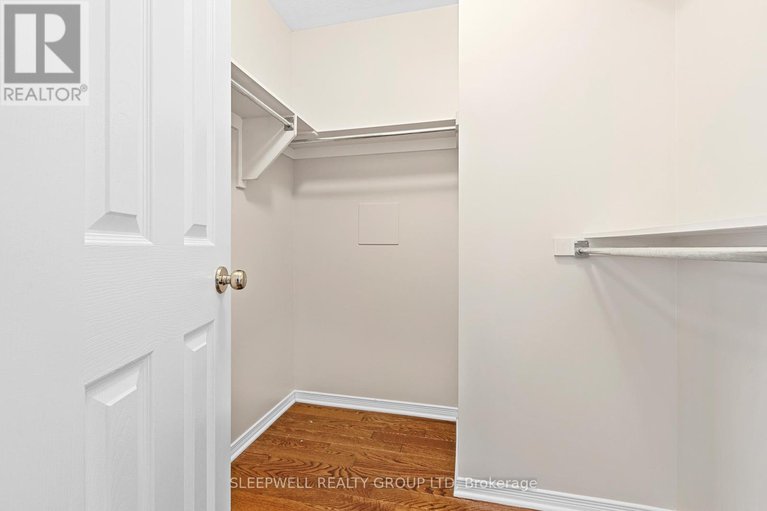 29032695/12-cedar-park-street/central-park/ottawa/ontario/K2C4B3_22