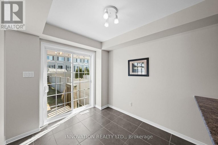 29645118/2647-half-moon-bay-road/stonebridge/ottawa/ontario/K2J0Z6_12