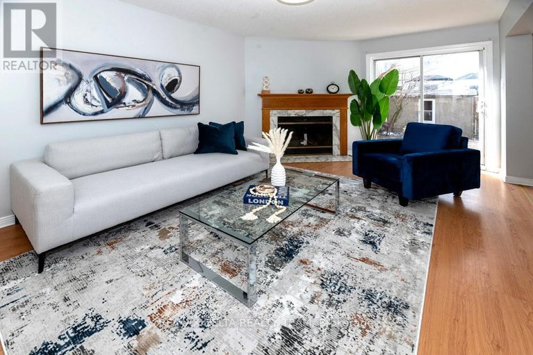 29538005/137-bridlewood-drive-s/bridlewood/ottawa/ontario/K2M2G6_13