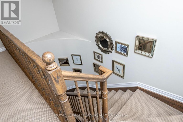 28163521/12-knockaderry-crescent/half-moon-bay/ottawa/ontario/K2C3H2_18