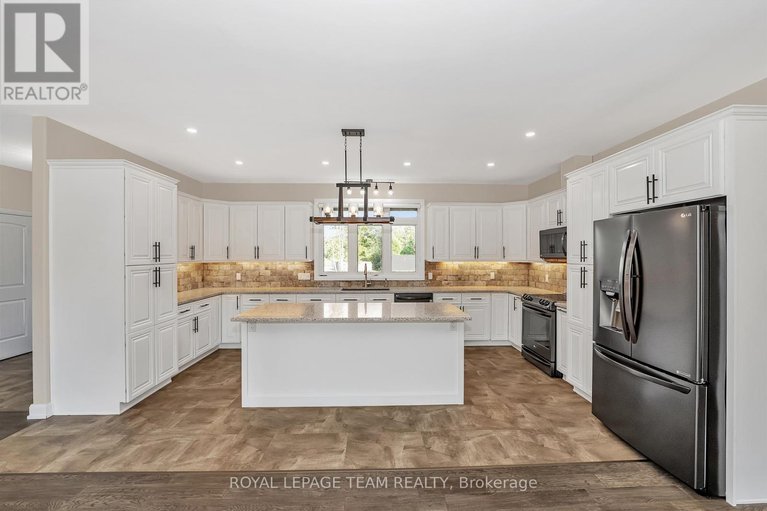 29134371/2500-kearns-way/osgoode-twp-north-of-reg-rd-6/ottawa/ontario/K4P1R9_17