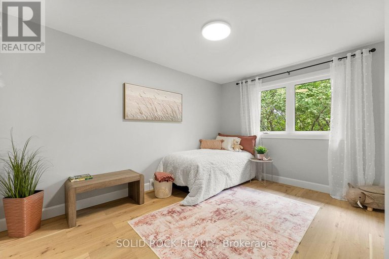 28762668/210-carleton-avenue/ottawa-westtunneys-pasture/ottawa/ontario/K1Y0J3_30
