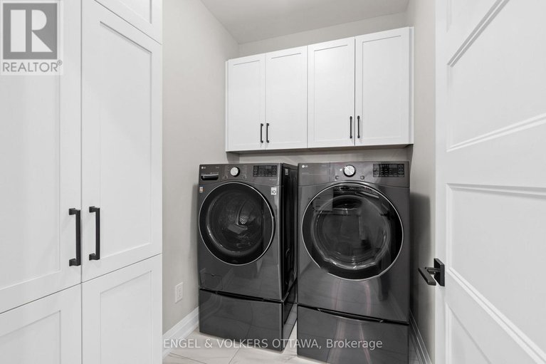 29584984/221-blackhorse-drive/north-grenville-twp-kemptville-south/north-grenville/ontario/K0G1J0_25