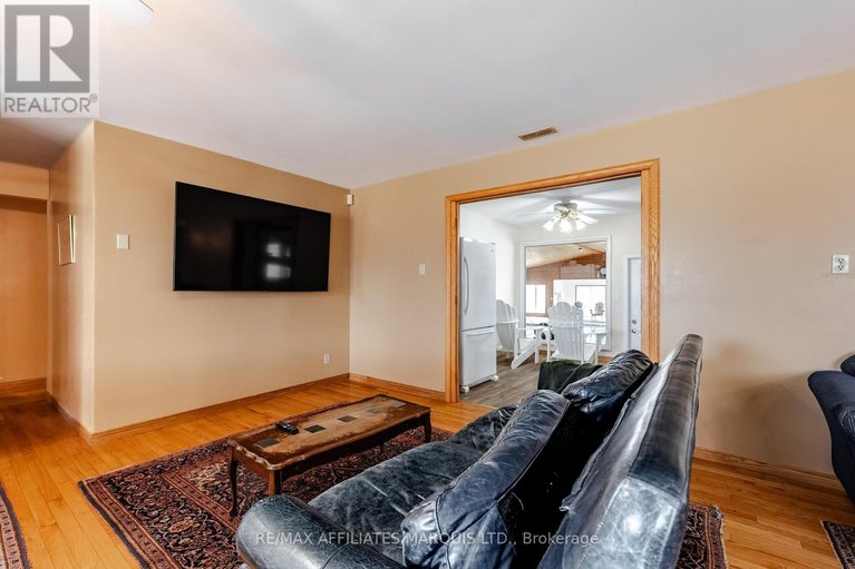 29466864/18824-glen-road/south-glengarry-charlottenburgh-twp/south-glengarry/ontario/K0C2J0_21