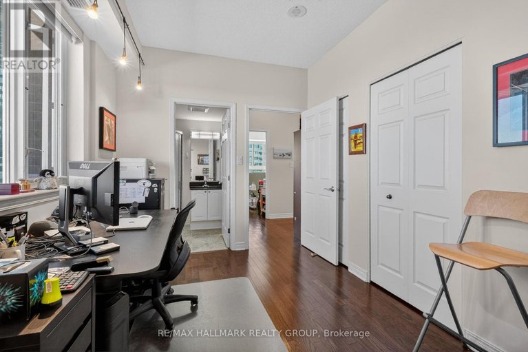 29682835/1401-134-york-street/lower-townbyward-market/ottawa/ontario/K1N1K8_34