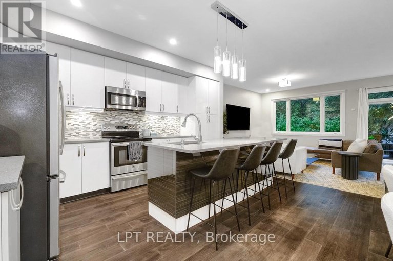 29620533/319-glynn-avenue/overbrookcastle-heights/ottawa/ontario/K1K1R9_10