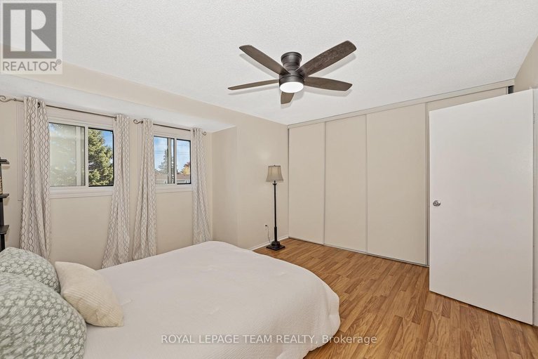 28990501/1844-stonehenge-crescent/pineview/ottawa/ontario/K1B4Z9_23