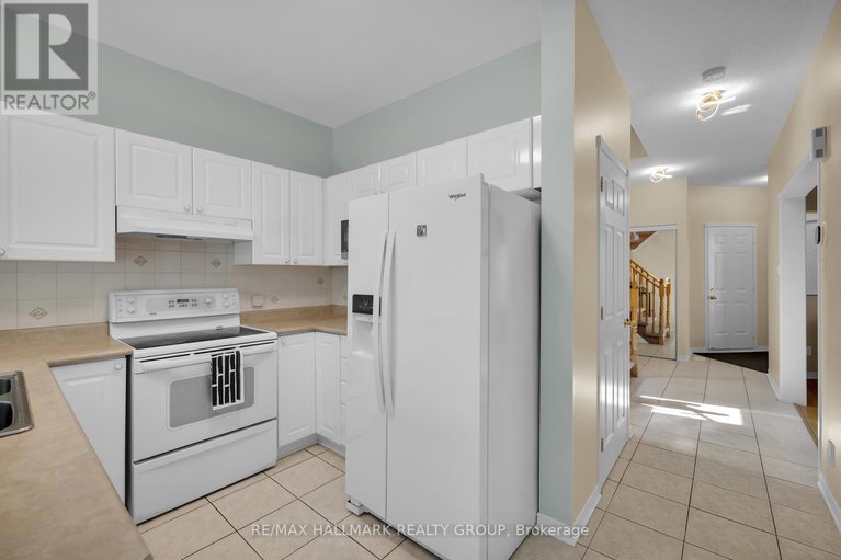 28728271/1087-rocky-harbour-crescent/riverside-southgloucester-glen/ottawa/ontario/K1V1V4_13