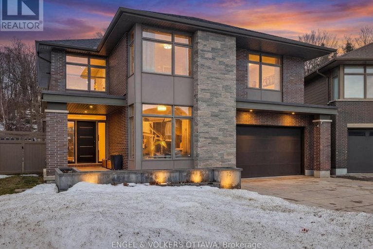 29464568/157-avro-circle/cfb-rockcliffe-and-area/ottawa/ontario/K1K4K7_2