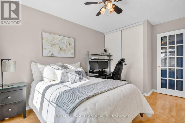 29421780/6302-sablewood-place/chapel-hill/ottawa/ontario/K1C7M6_21