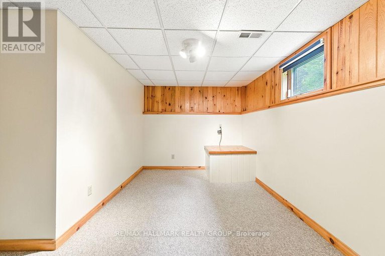 28550046/206-deerwood-drive/fitzroy-ward-south-west/ottawa/ontario/K0A2H0_23