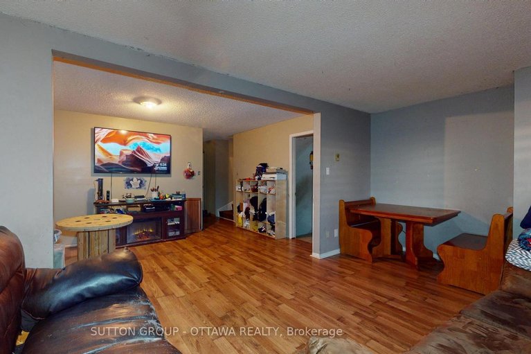 29612404/28-carraway-crescent/morrisburg/south-dundas/ontario/K0C1X0_2