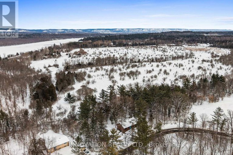 29327264/5708-canon-smith-drive/fitzroy/ottawa/ontario/K0A1X0_44