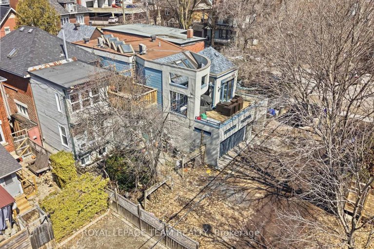 29685322/10-lewis-street/ottawa-centregolden-triangle/ottawa/ontario/K2P0S3_45