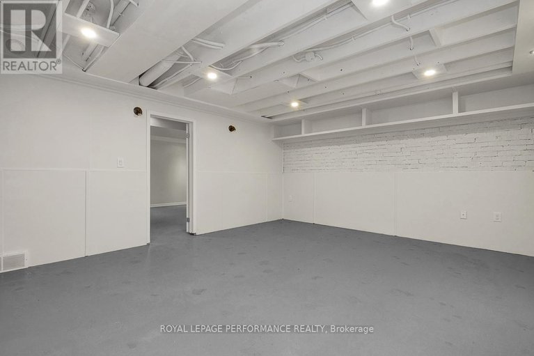 29066591/741-eastvale-drive/beacon-hill-north/ottawa/ontario/K1J6Z8_32