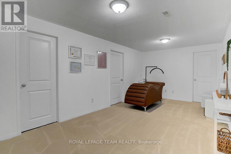 28289132/183-patriot-place/emerald-meadowstrailwest/ottawa/ontario/K2M0B9_31