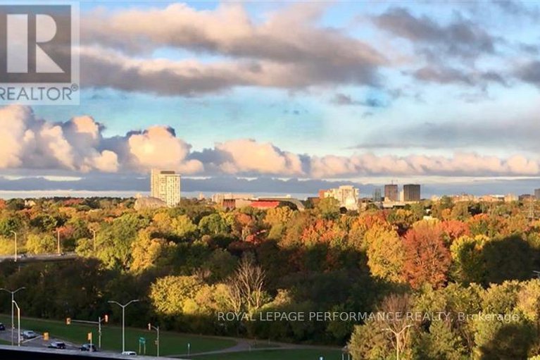 28832666/1102-1785-frobisher-lane/riverview-park/ottawa/ontario/K1G3T7_23