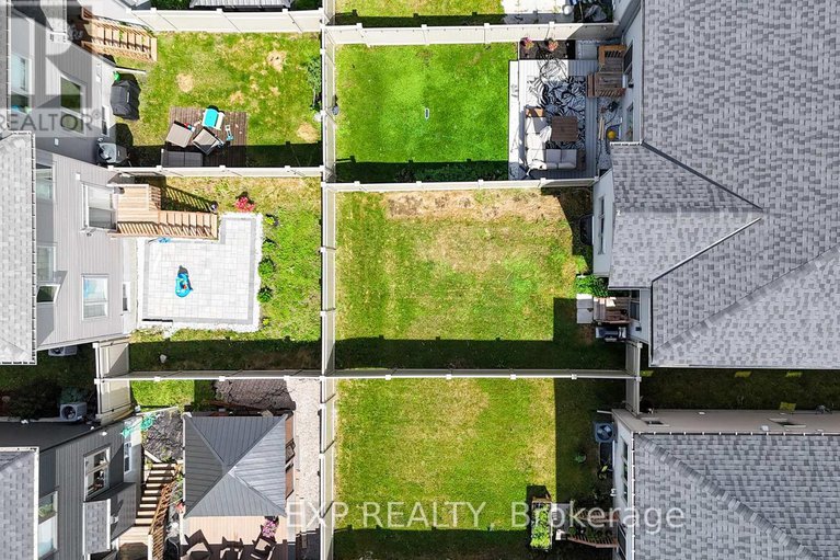 28586832/76-rallidale-street/blossom-parkkemp-parkfindlay-creek/ottawa/ontario/K1X0G7_34