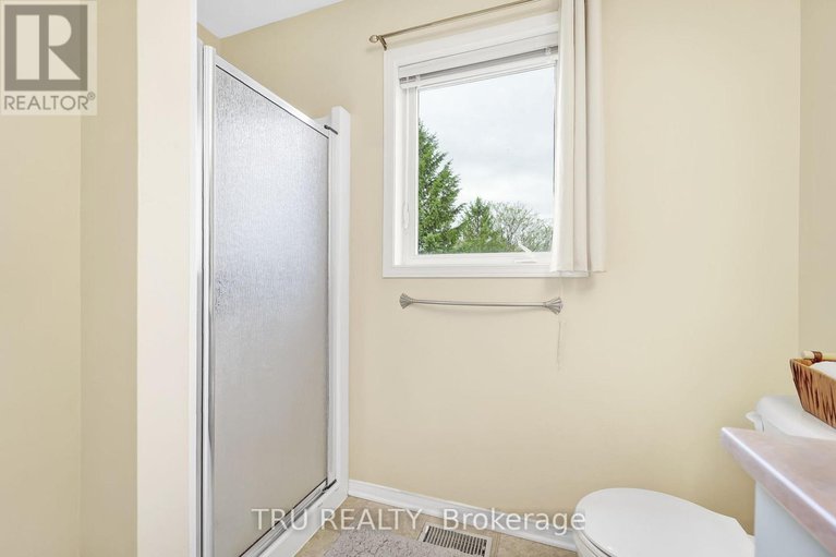 28362867/102-southpointe-avenue/longfields/ottawa/ontario/K2J4T5_30