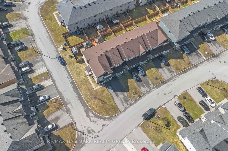 29627869/534-hyssop-street/avalon-west/ottawa/ontario/K4A1B9_37
