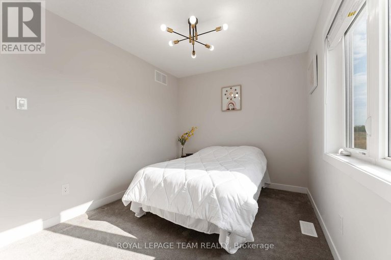 28886490/3040-travertine-way/half-moon-bay/ottawa/ontario/K2J6W9_29