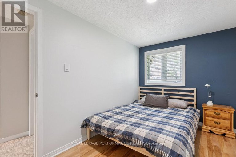 28575649/75-1646-du-sommet-place/chateauneuf/ottawa/ontario/K1C4Y9_34