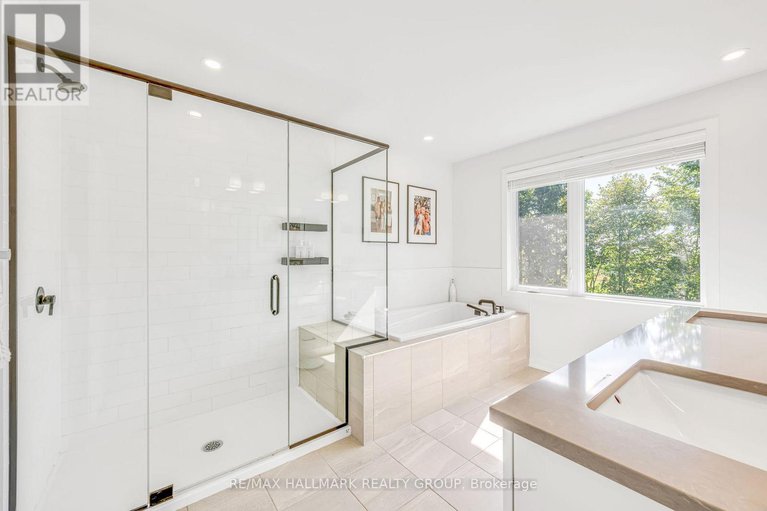 29240376/14-stanhope-court/stonebridge/ottawa/ontario/K2J6S2_22