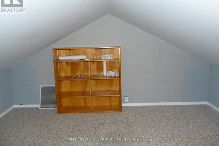 29172384/453-may-street/winchester/north-dundas/ontario/K0C2K0_24