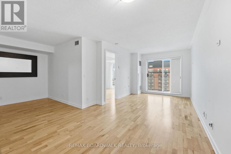 29237986/908-138-somerset-street-w/ottawa-centregolden-triangle/ottawa/ontario/K2P0A3_24