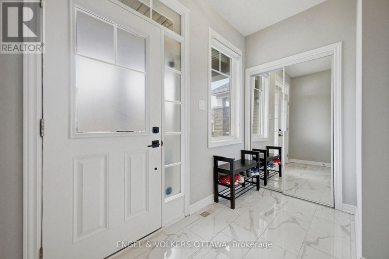 29641186/139-switch-grass-crescent/half-moon-bay/ottawa/ontario/K2J5Z3_3