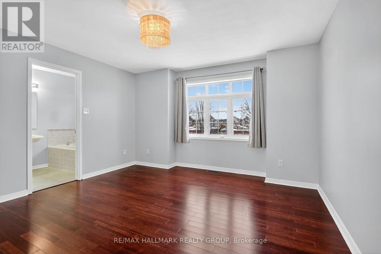 29099477/1505-demeter-street/fallingbrookgardenway-south/ottawa/ontario/K4A5C6_26